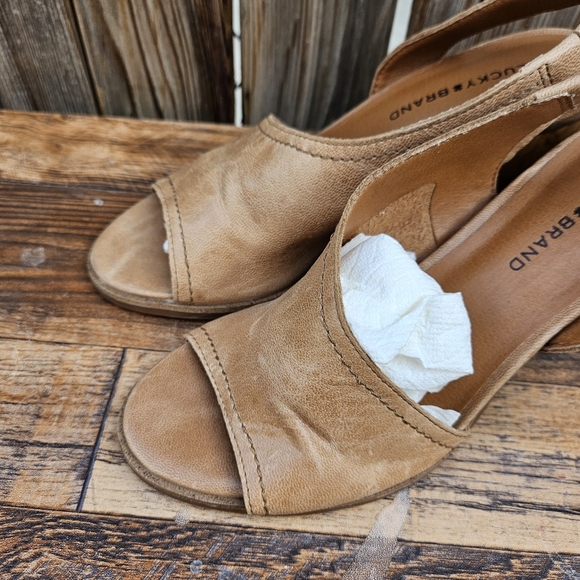 Lucky Brand Tan Peep-Toe Slingback Wedge Heels Size  6 - Picture 9 of 16